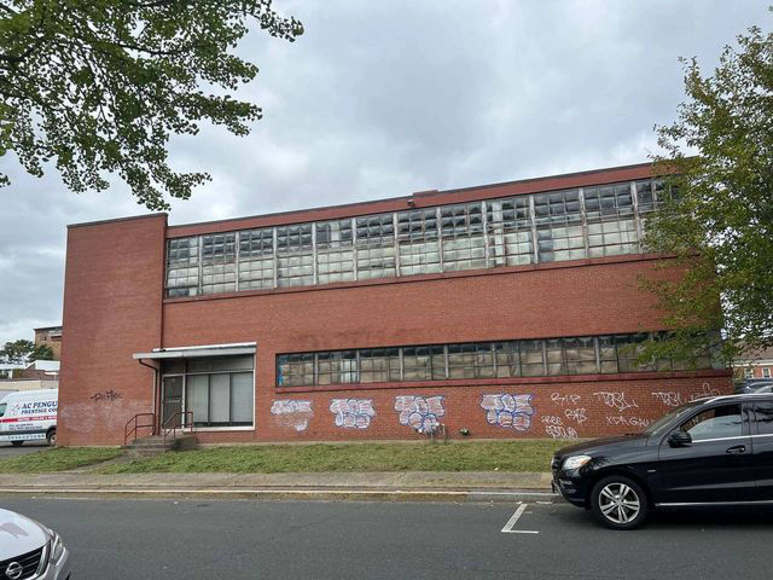 Commercial Property for Sale in Hartford Connecticut 06106